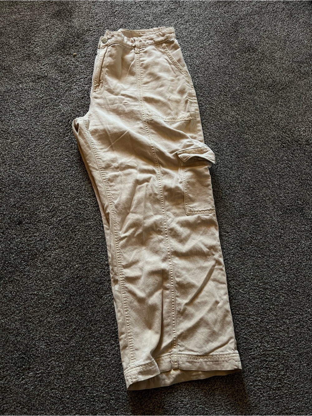 Reitmans Wide Leg Woman’s Beige Cargo Pants - Casual Utility Style